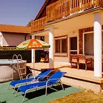 No 44 House Nora Holiday home Vonyarcvashegy